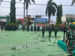 Tingkatkan Nasionalisme dan Disiplin, Prajurit dan PNS Kodim 1420/Sidrap Gelar Upacara Mingguan