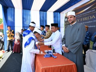 Wisuda 117 Santri Al-Hasyimiyah, Perkuat Sidrap Lumbung Penghafal Al-Qur’an