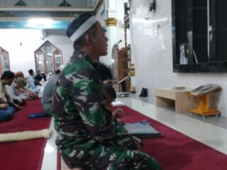 Penguatan Sinergi, Babinsa Kodim 1420/Sidrap Rutin Gelar Safari Shalat Subuh Berjamaah