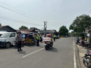 Sat Lantas Polres Soppeng Laksanakan PAM Lalu Lintas Di Pasar Welonge, Jamin Amanya Mudik Idul fitri