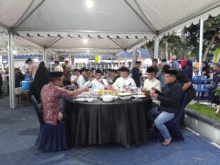 Dandim 1420/Sidrap Hadir di Safari Ramadan Pemda, Suasana Buka Puasa Jadi Sorotan Publik