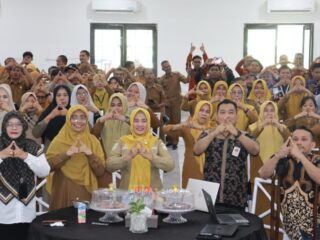 Pusdatin Kemensos RI Bekali 390 Peserta di Sidrap Terkait Instrumen DTSEN Terbaru