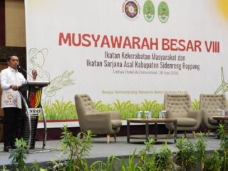 Dari Ekonomi hingga Infrastruktur, Bupati Sidrap Paparkan Capaian Pemerintahan di Mubes IKM-ISA